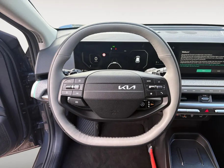Kia EV4 Plus 81.4 kWh | Achteruitrijcamera | Stoel/stuurverwarming | Apple carplay / Android auto |