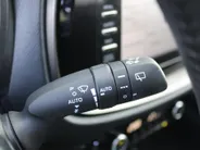 Toyota Aygo X 1.0 VVT-i S-CVT first | Camera | Android Auto/Apple Carplay | Cruise | Clima | Automaat | 17' LM |