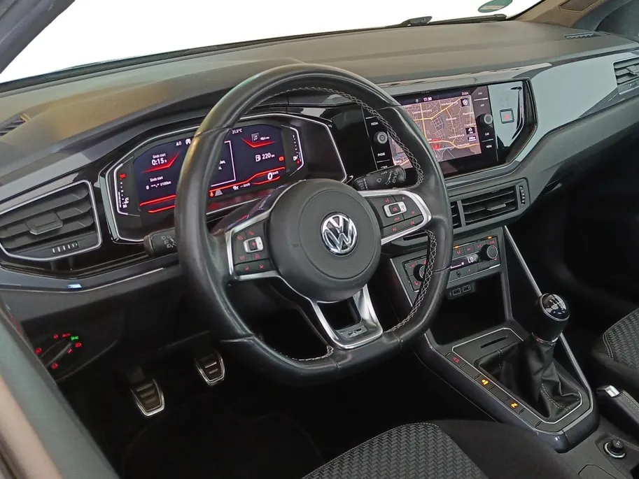 Volkswagen Polo 1.0 TSI Highline Business R | Panoramadak | Digitaal instrumentenpaneel | Achteruitrijcamera |