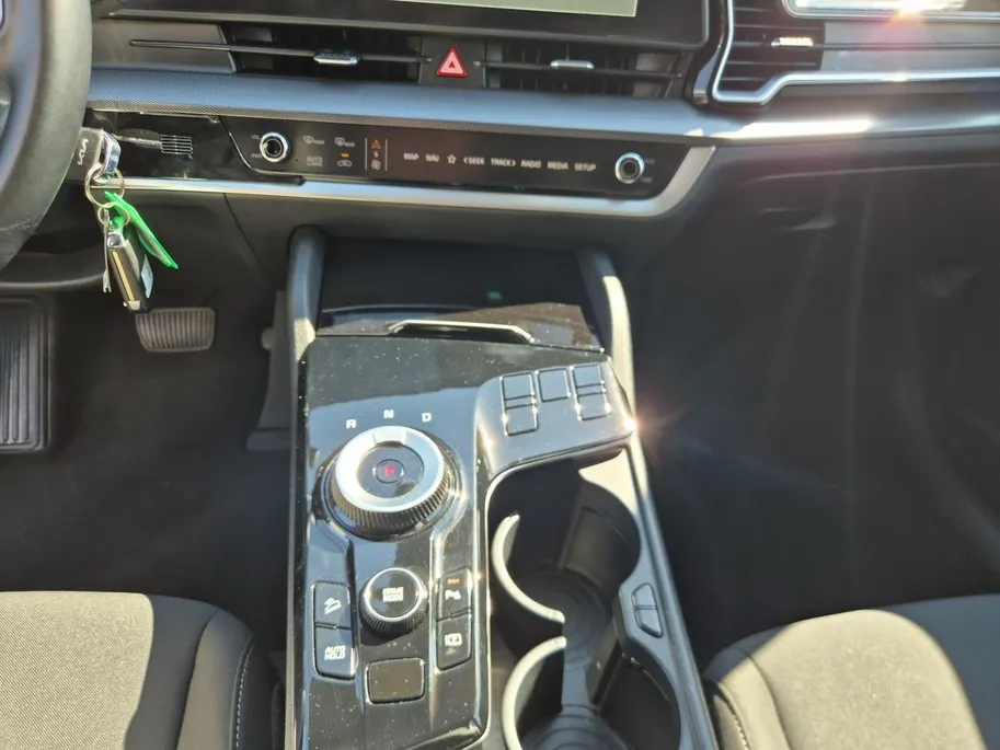 Kia Sportage 1.6 T-GDi Hybrid DynamicLine | Climate Control | Cruise Control | Camera | Navigatie | LM Velgen |