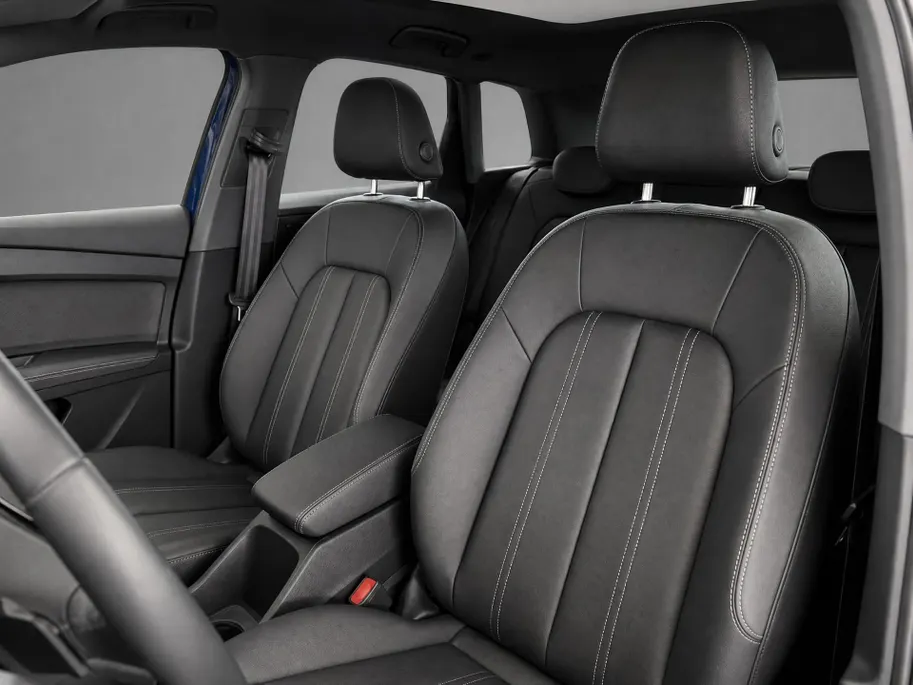 Audi Q4 e-tron 40 82 kWh 150kW/204PK · Leder · Stoelverwarming · Parkeersensoren · Garantie t/m 30-03-2026 of 90000km.