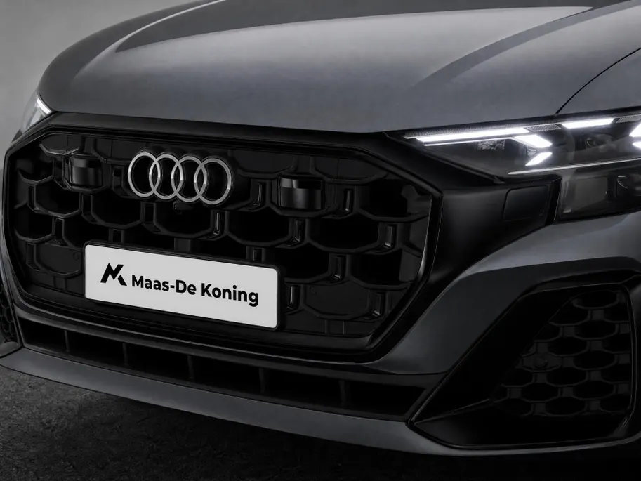 Audi Q8 60 TFSI e quattro Competition Plus 490 PK · Glazen panoramadak · B&O Premium 3D · Decoratielijsten mat carbon twill