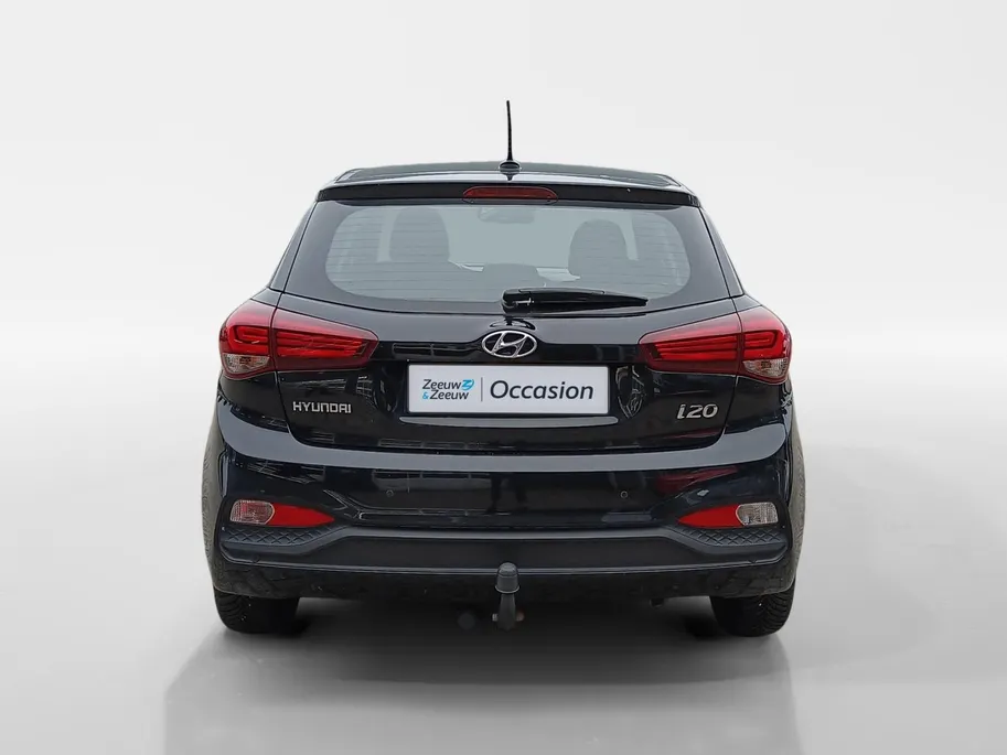 Hyundai i20 1.0 T-GDI Comfort Automaat | All weatherbanden | Trekhaakl | Navigatie | Camera |