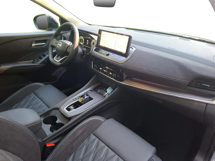 Nissan QASHQAI 1.5 e-Power Tekna Plus | NIEUW MODELJAAR | 6000 EURO KORTING | DIRECT RIJDEN | BOMVOL LUXE |