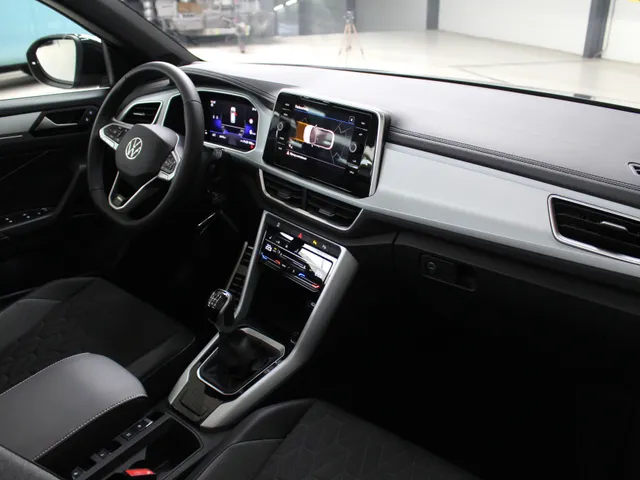 Volkswagen T-Roc Cabrio 1.0 TSI Style Goal Led | All Season Banden | Navigatie | 17' Velgen 'Zurich'
