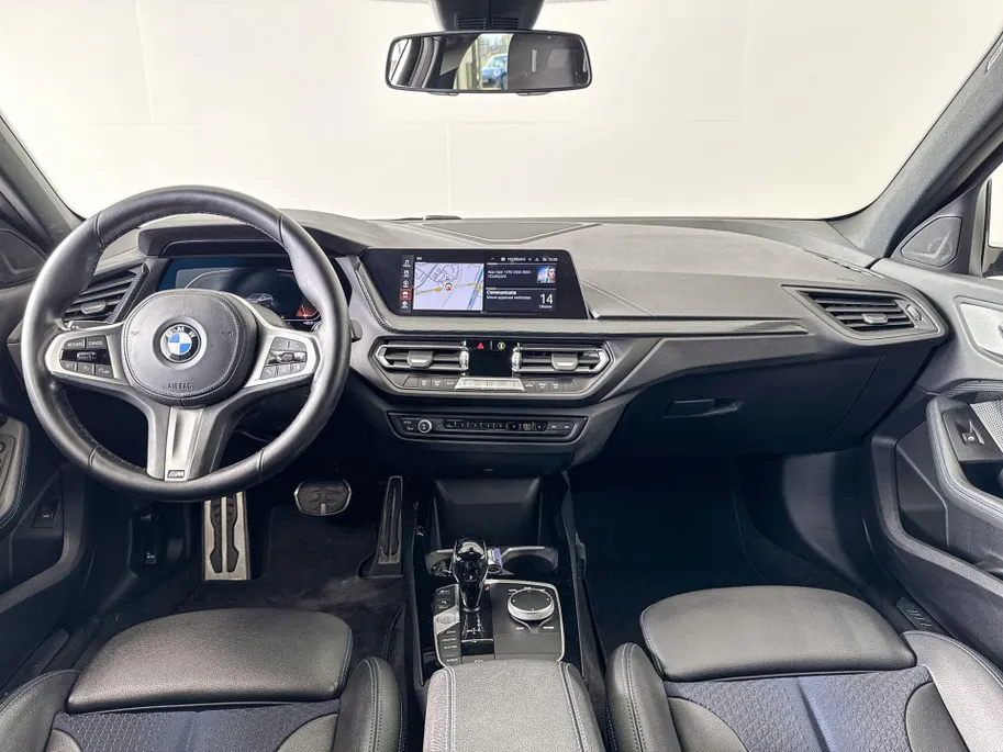 BMW 1 Serie 118i Introduction Edition