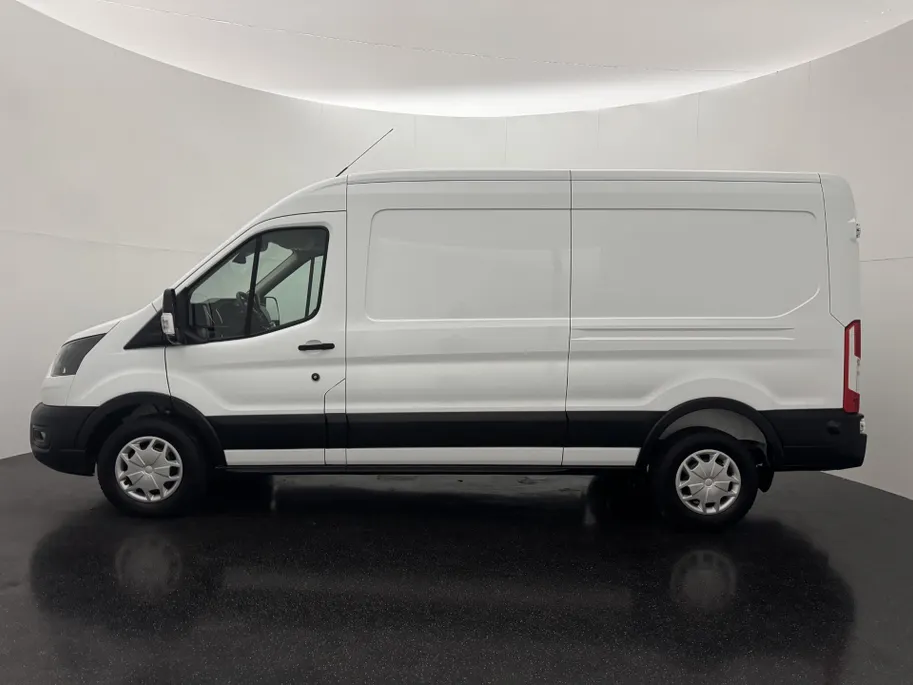 Ford Transit 350 2.0 TDCI L3H2 Trend Trekhaak | Parkeersensoren voor & achter | Verwarmbare voorstoelen| Handmatige regeneratie roetfilter | Navigatiesysteem |