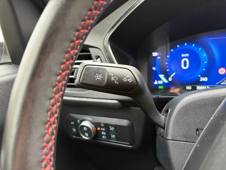 Ford Kuga 2.5 PHEV ST-Line 225PK | Adaptieve Cruise Control | Winter Pack | BLIS | Head Up Display | LED | El. Achterklep | Navigatie | Camera |