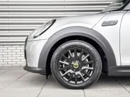 MINI Cooper 3-deurs Electric Business Edition 33 kWh