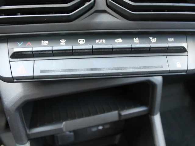 Dacia Duster 1.6 Hybrid 140 Extreme *DEMONSTRATIEWAGEN*