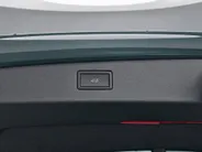 Volkswagen Tiguan 1.5 eHybrid 204pk DSG Life Edition · 360 Camera · Inklap. Trekhaak · Stuur- & Stoelverwarming · Apple/Android Car Play · Garantie t/m 03-02-2028