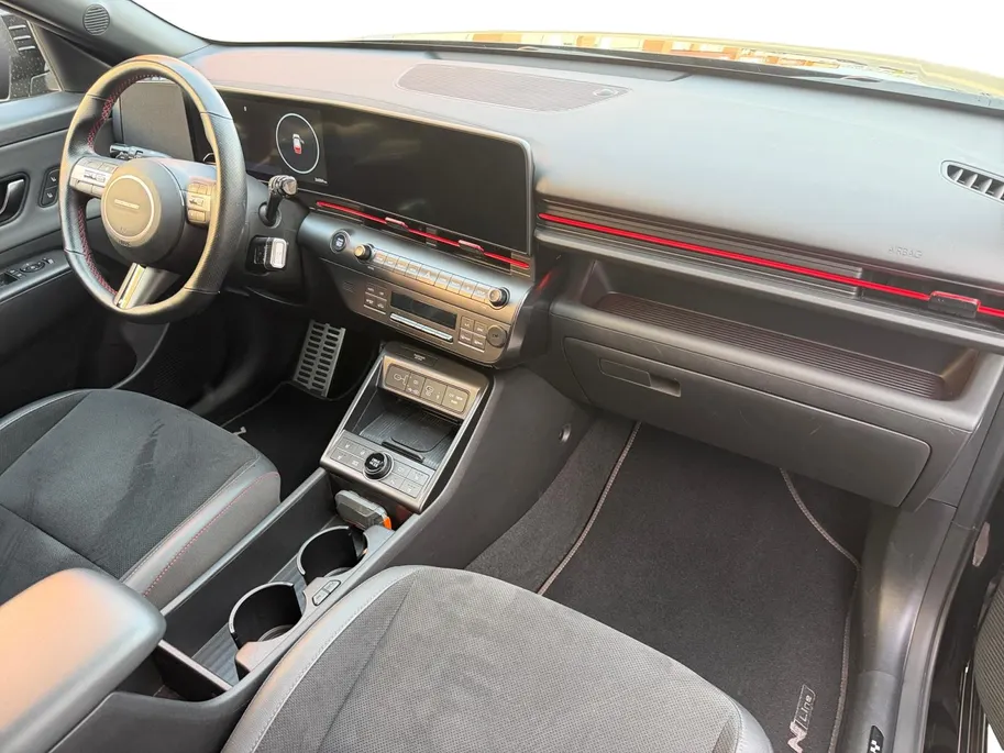 Hyundai Kona 1.6 GDI HEV N Line | Navigatie | Apple Carplay/ Android Auto | 360camera | Stoelverwarming & stoelventilatie | Elektrisch verstelbare stoelen |