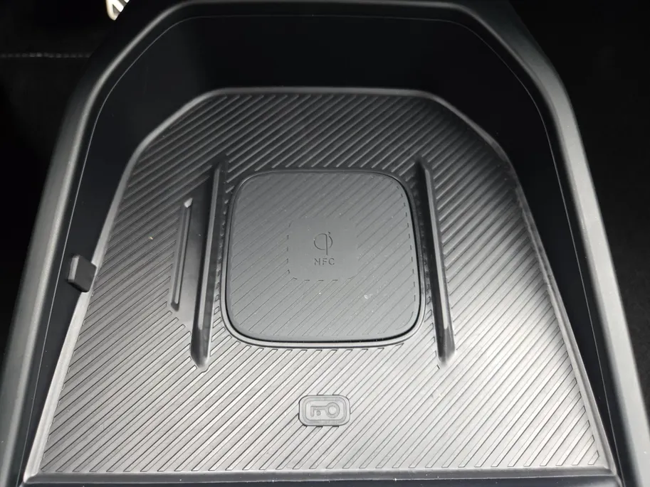 Kia EV4 GT-PlusLine 81.4 kWh Meest luxe uitvoering | 204 PK | Metallic lak | Fabrieksgarantie t/m 6-9-2032 + 3x 1 jaar*| NAP