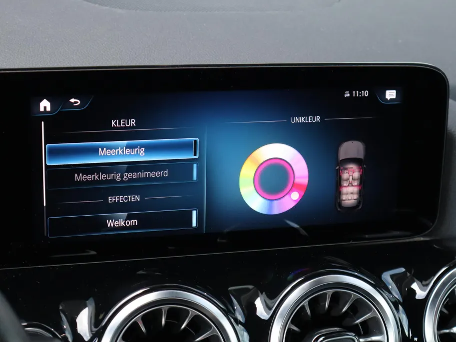 Mercedes-Benz EQA 250 Business Solution Luxury 67 kWh l Stoelverwarming l Achteruitrij camera l Ambiente lichtpakket l Memory