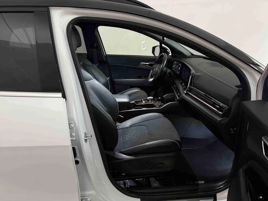Kia Sportage 1.6 Hybrid GT-Line Plus Edition |Schuifdak |360Camera |Zwart Dak