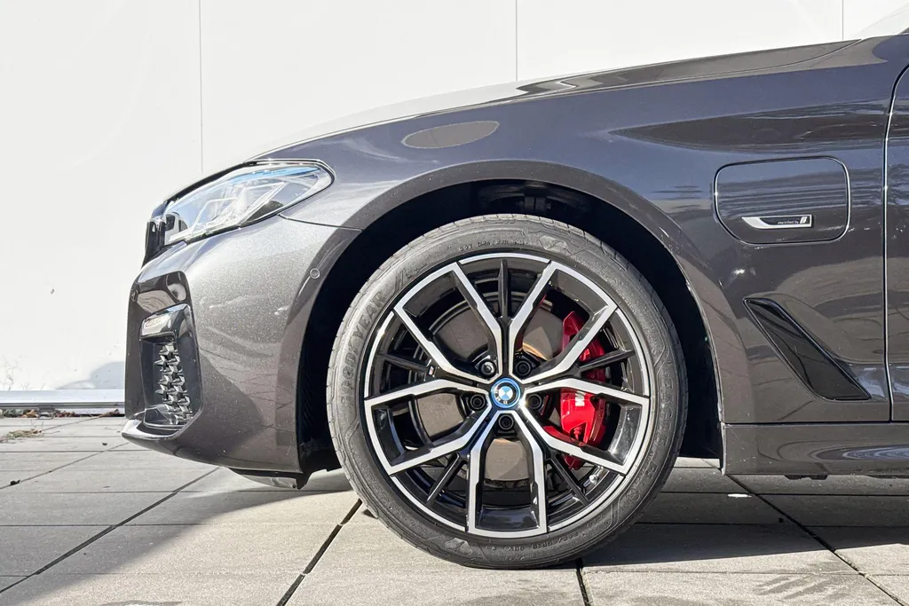 BMW 5 Serie Sedan 530e High Executive M-Sport