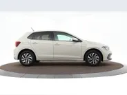 Volkswagen Polo Life Edition 1.0 TSI 95 pk 5 versn. Hand · Airconditioning automatisch, 2-zone (climatronic) ·