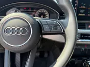 Audi A4 Avant 35 TFSI Advanced Edition | NL auto | Automaat | Parkeersensoren voor en achter | 18' lichtmetalen velgen | Elektr. achterklep | Navigatie  | Bovag garantie |