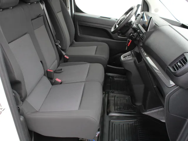 Toyota ProAce Electric Long Worker Challenger Extra Range L2 75 kWh | Cruise | Airco | Camera