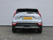 Kia Niro EV Light Edition 64.8 kWh | Airco | Cruise | Navi | Camera | PDC | 17' LM | All season banden | 17% bijtelling |