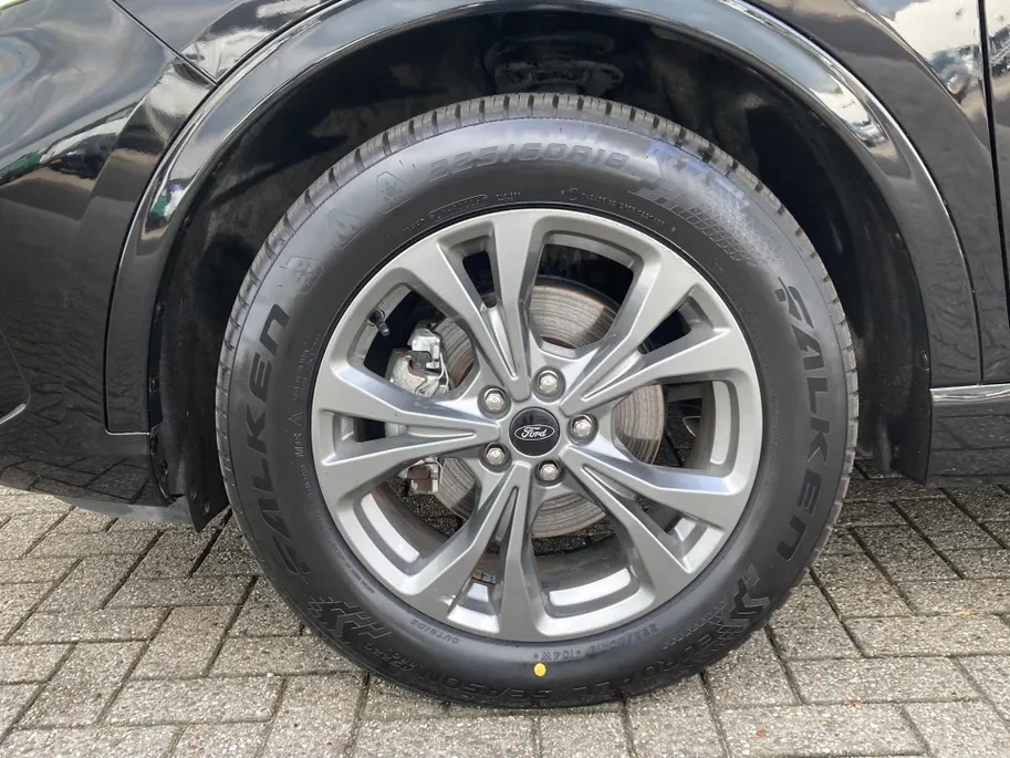 Ford Kuga 2.5 PHEV ST-Line 225 pk Navigatie - Panoramadak