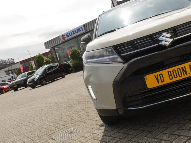 Suzuki Vitara 1.4 Boosterjet Smart Hybrid Style | Navi | Cruise | Clima | Camera | Lm-Velgen