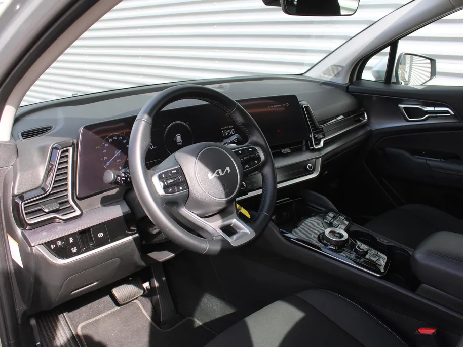 Kia Sportage 1.6 T-GDi Hybrid DynamicLine | Camera | Cruise adapt. | Navi | 17' LM | Clima v+a | LED | Apple Carplay/Android Auto |