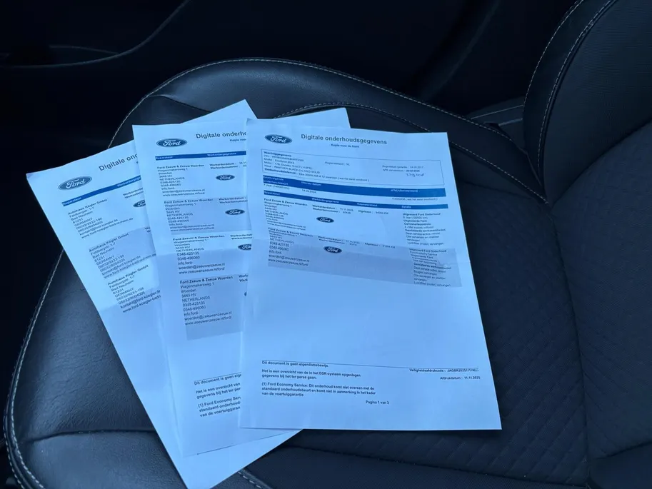 Ford EcoSport 1.5 Ti-VCT Titanium | Dealeronderhouden! | Trekhaak | Cruise Control | Stoel-en voorruitverwarming | Parkeersensoren achter |