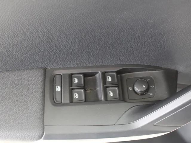 SEAT Arona 1.0 TSI Style Business Intense Navigatie | Camera | Climate Control | Inklapbare buitenspiegels