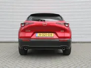 Mazda CX-30 2.0 e-SkyActiv-X M Hybrid Luxury | Trekhaak | Schuifdak | 18' LM | Leer | Elektr. stoelverstelling | Stuur-/stoelverwarming | HUD | 360 Camera | Winterset | Gespecialiseerd in Mazda | Voorheen Mazda dealer |