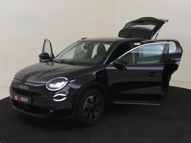 Fiat 600 1.2 Hybrid Urban