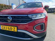 Volkswagen T-Roc 1.5 TSi DSG7-autom. Life Edition 12-2024 | NL-auto | BTW | NAP | navigatie | LED | etc.
