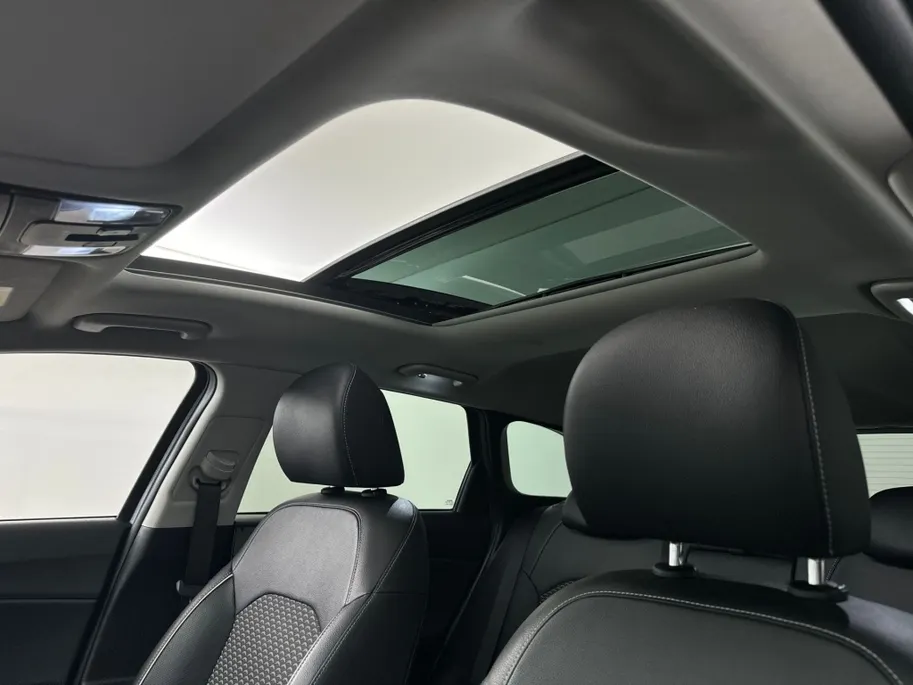 Kia Ceed Sportswagon 1.0 T-GDi Executive Line | Panoramadak | Elektrische stoelen | Elektrische achterklep