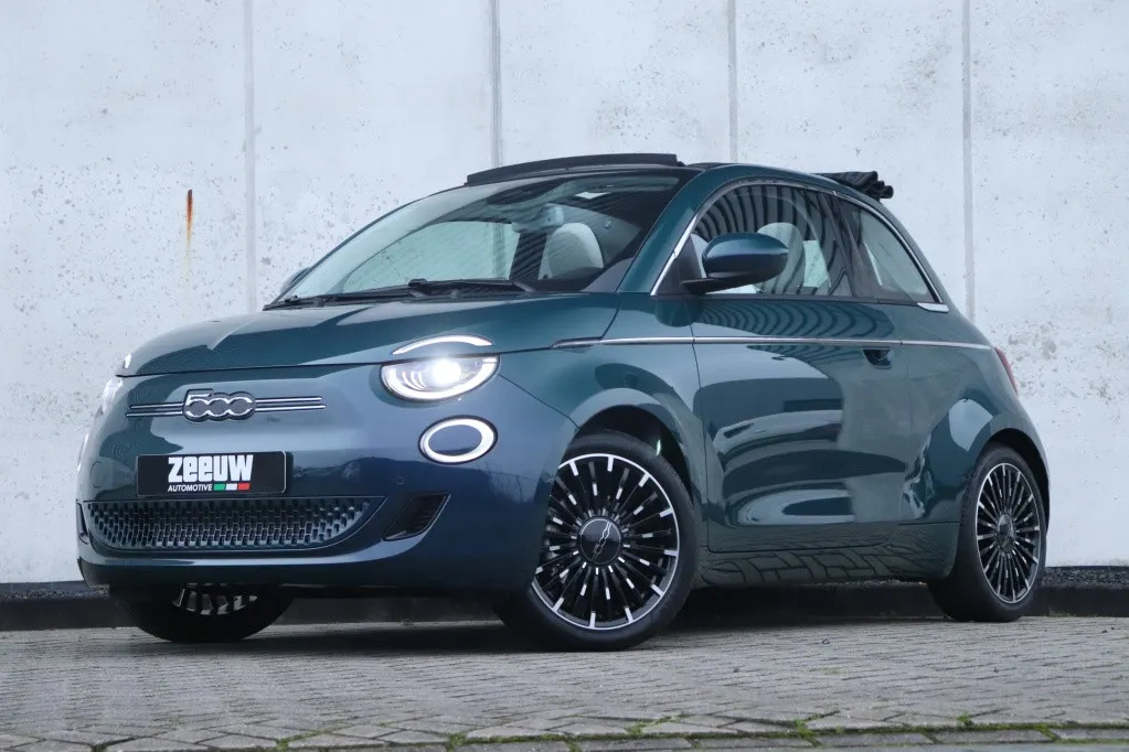 Fiat 500e C La Prima by Bocelli 42 kWh | JBL | Winter | Camera | 17′