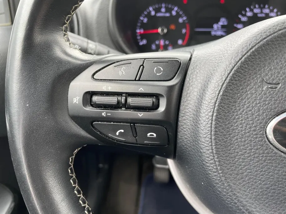 Kia Picanto 1.0 CVVT Design Edition | navigatie | Climate control | Lederen bekeleding | Pakeercamera achter | Cruise control