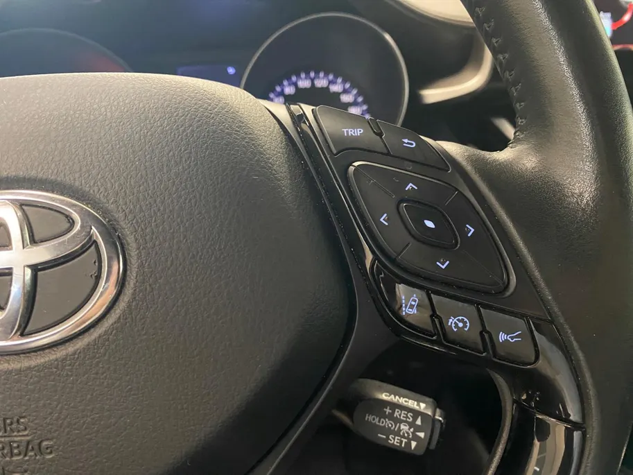Toyota C-HR 2.0 Hybrid Launch Edition | DEALER ONDERHOUDEN |