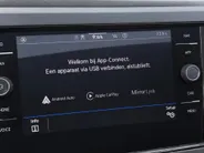 Volkswagen Polo 1.0TSI/95PK R-Line-Edition · Panoramadak · Camera + Parkeersensoren · Apple/Android Car Play · Stoelverwarming · Apple/Android Car Play · Clima · Info Active Display ·