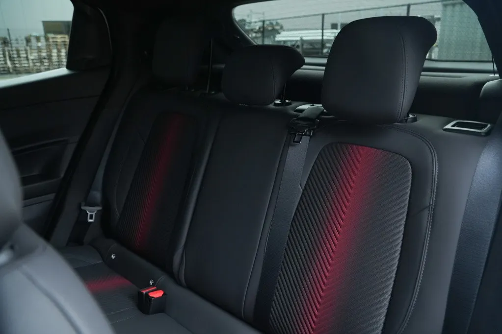 Alfa Romeo Junior 1.2 Turbo 136 PK Ibrida Speciale | Techno | Camera | Navi | Carp