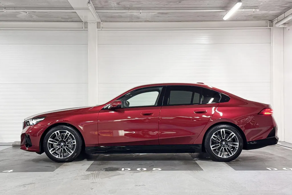 BMW i5 Sedan eDrive40