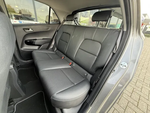 Kia Picanto 1.0 DPI GT-Line VOL OPTIE! | Schuif-kantel dak | Trekhaak VERKOCHT