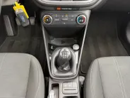 Ford Fiesta 1.1 Trend | Trekhaak | All Season Banden | Parkeersensoren Achter | Navigatie | Cruise Control | Voorruitverwarming | Airco | Apple Carplay & Android Auto | Bovag Garantie