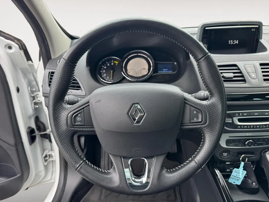 Renault Mégane Estate 1.2 TCe Bose | Automaat | Panoramadak | Trekhaak | Bose Sound | Half Leder bekleding | 12 maanden garantie! |