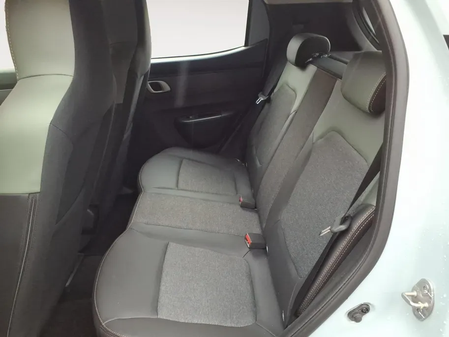 Dacia Spring Extreme 100 24.3 kWh Automaat | Airco/Ecc | Andriod/Apple carplay | Camera , Demo vrgaa naar de huidige kilometerstand