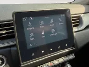 Renault Captur 1.0 TCe 90 Intens Apple Carplay/Android Auto , electronic climate controle , parkeersensor achter , cruise , tel , lm velgen .