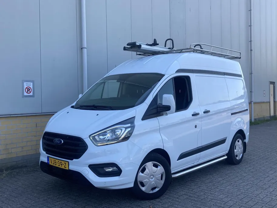 Ford Transit Custom 300 2.0 TDCI 130 pk L1H2 Trend Store Van Laadruimte inrichting - Imperiaal met dakladder - Opstaptrede achterbumper -Comfort laadschot