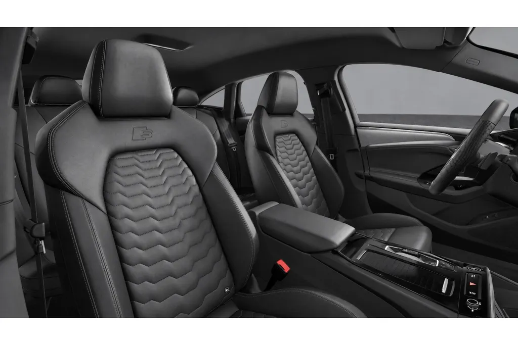 Audi A6 Sportback e-tron S edition 286 PK · Lederen bekleding · Privacy glas · 21' LM Velgen