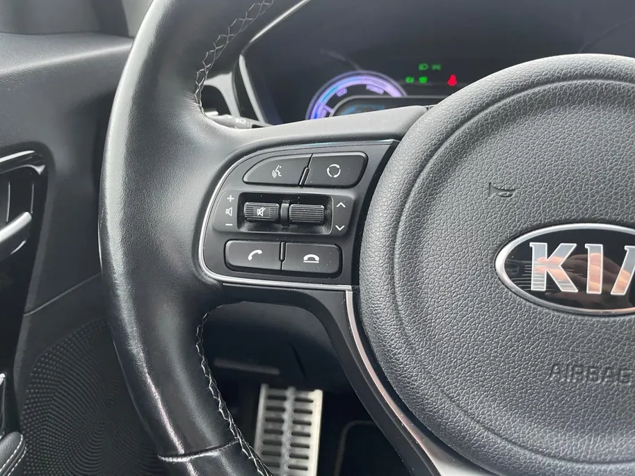 Kia Niro 1.6 GDi Hybrid DynamicPlusLine | Navigatie | Climate control | Stoel + Stuurverwarming | Parkeercamera | Parkeersensoren