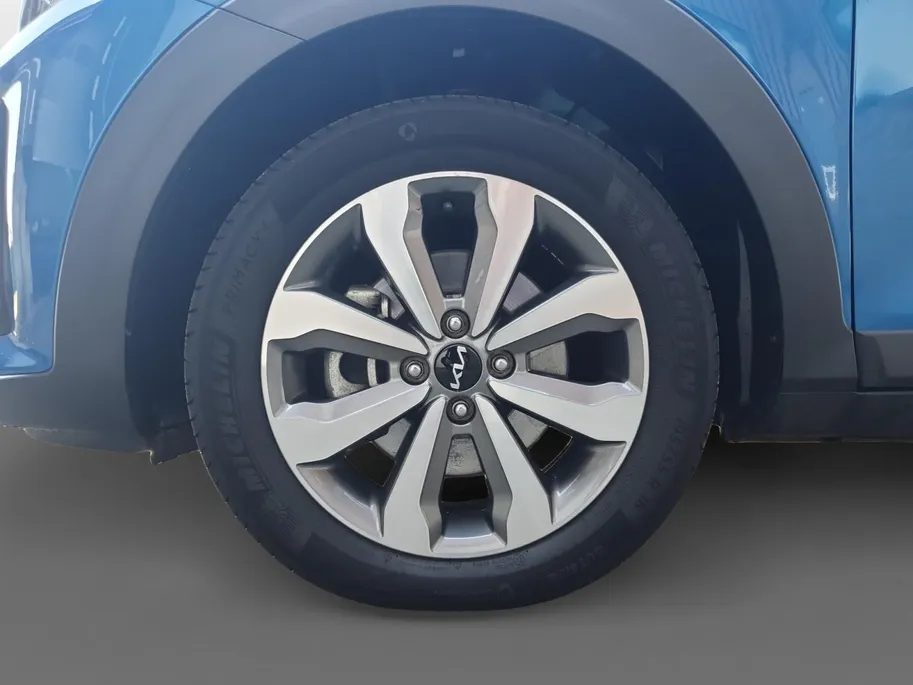 Kia Stonic 1.0T DynamicLine | Camera | Climate control | Apple Carplay / Android Auto | Cruise control | Parkeersensoren achter | Lichtmetalen velgen 16inch |