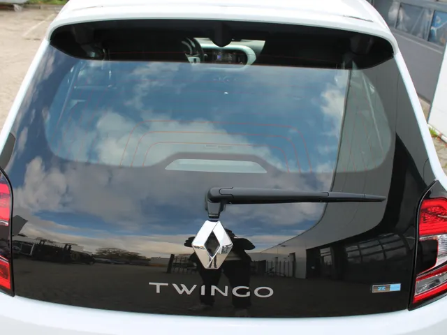 Renault Twingo Z.E. R 80 PK Collection 22 KW | Automaat | ECC | Apple/ Android connectie |