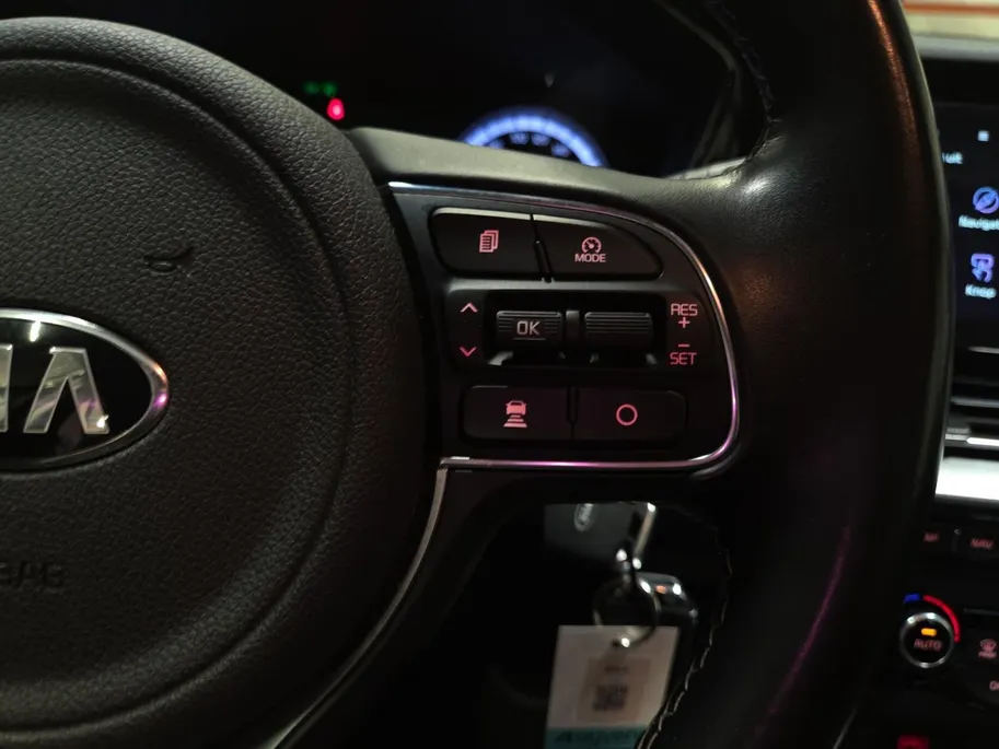 Kia Niro 1.6i Hybrid DynamicLine | 1e Eigenaar | Automaat | Camera | Carplay | navigatie | Cruise Control Adaptief | 12 Maanden BOVAG Garantie |
